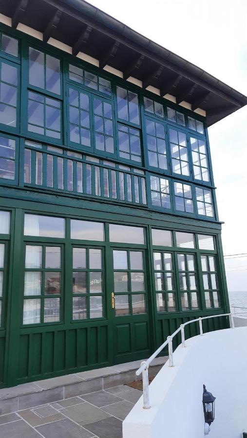 Apartamentos El Muelle Comillas Exterior foto